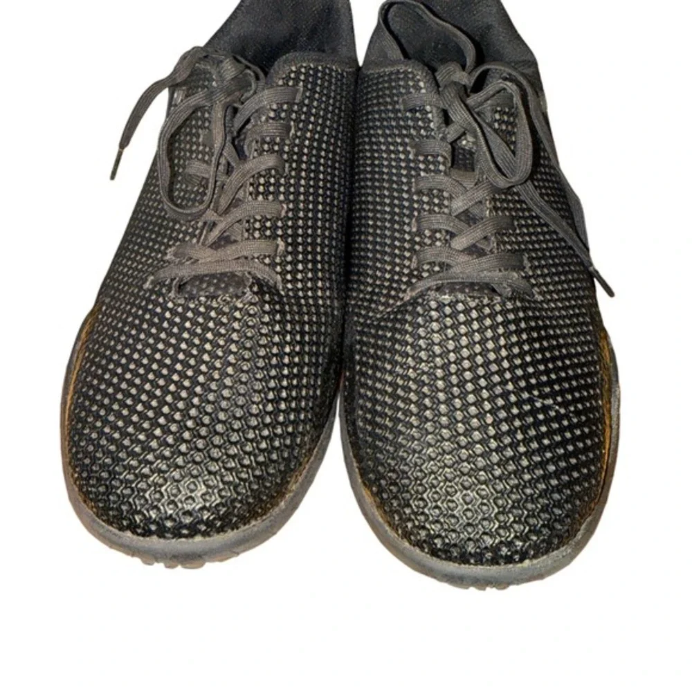 Brava Soccer‎ Turf Shoes Mens 11D Pre-Owned Shoes All Black Textured Lightweight